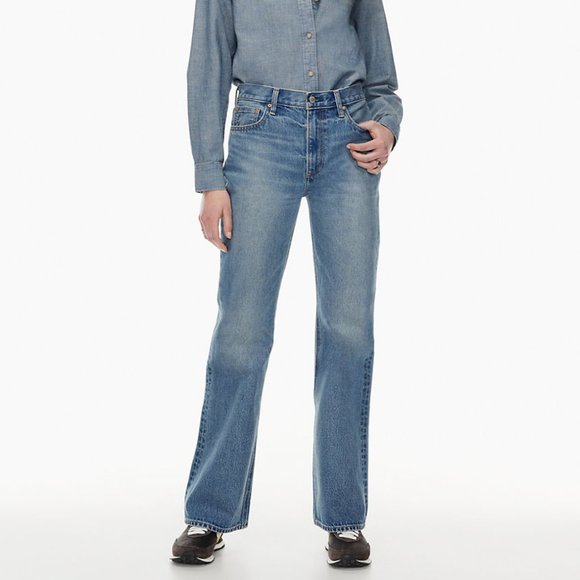 Aritzia "The Marianne Mid Rise Loose Flare 32L", Colour "5 Yrs Bleu With Love" - Picture 1 of 4